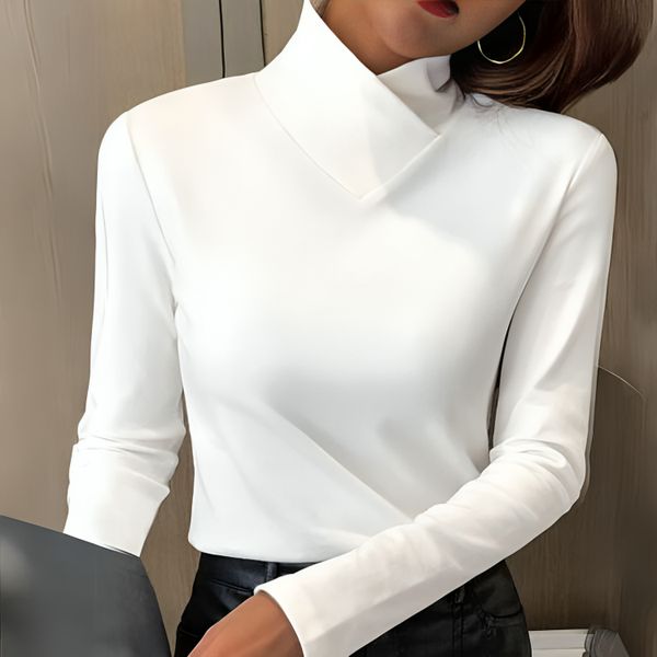 Whitney | Elegant Turtleneck Fit